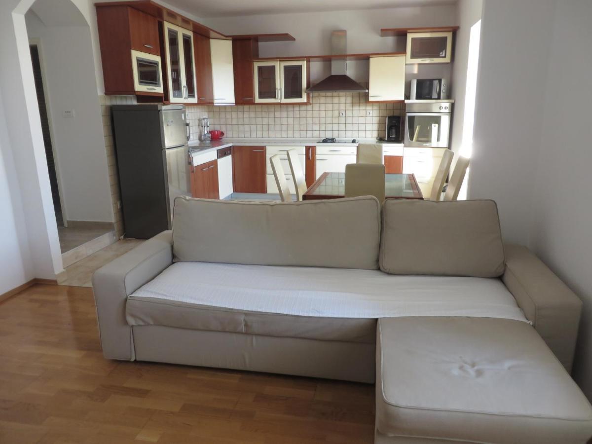 Apartments Tonka 파코스탄 외부 사진